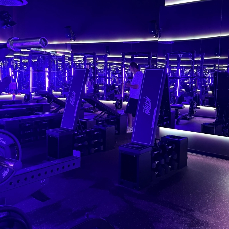 Multiplaza y Action Black