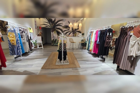 Fiory Beach & Street