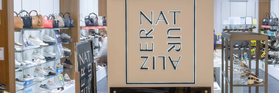 Naturalizer