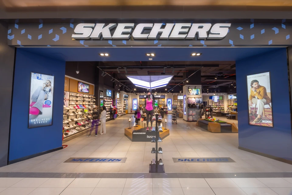Skechers