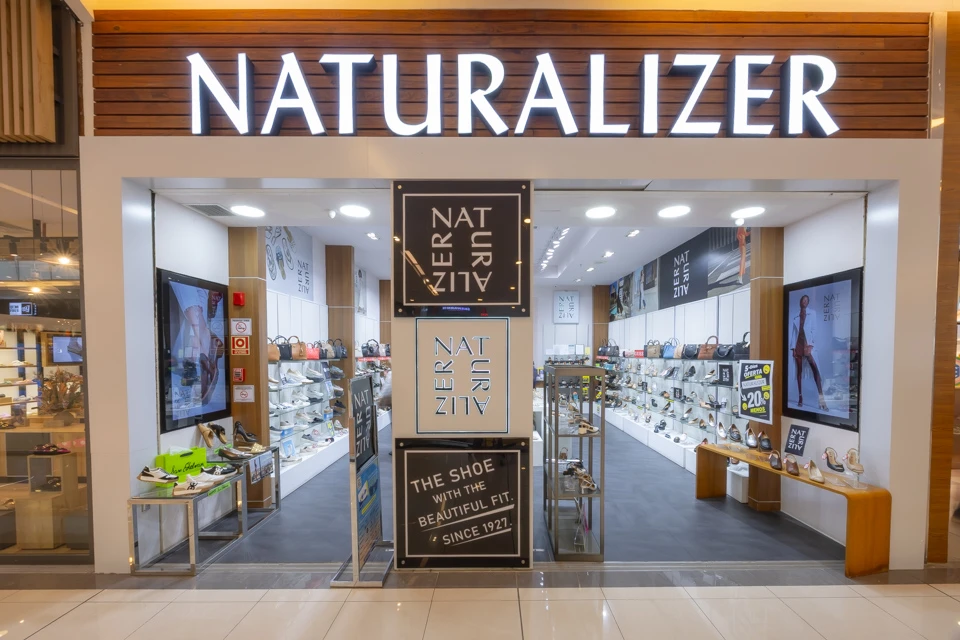 Naturalizer